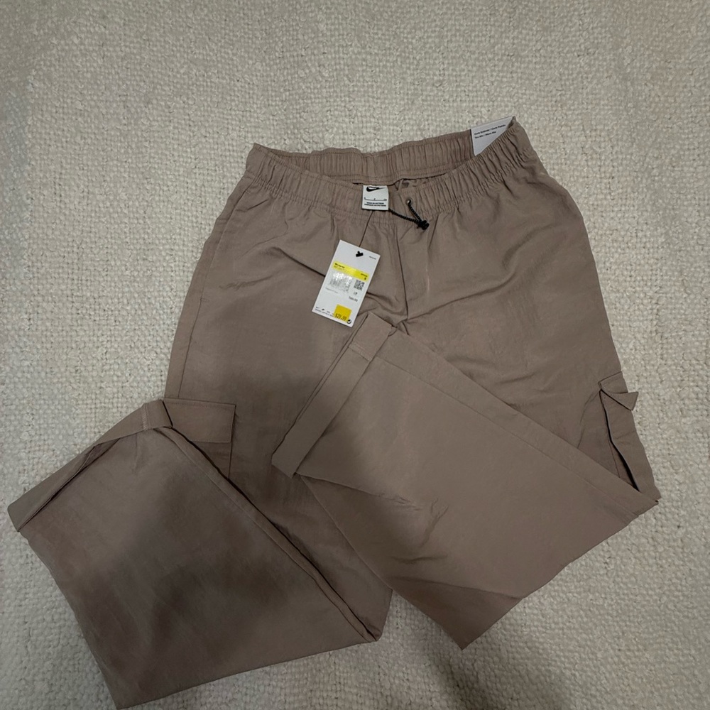 Nike Cargo Pants